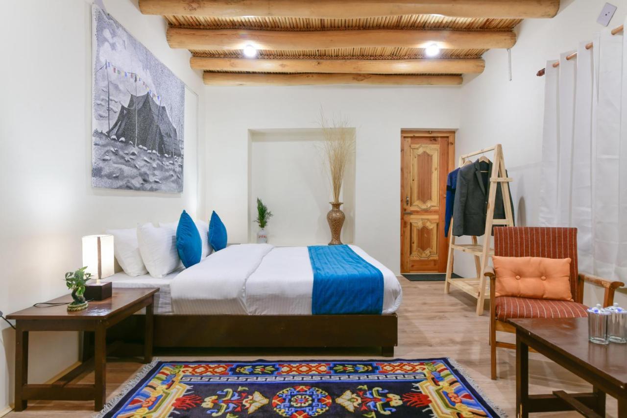 Raybo Hostel Лех Экстерьер фото