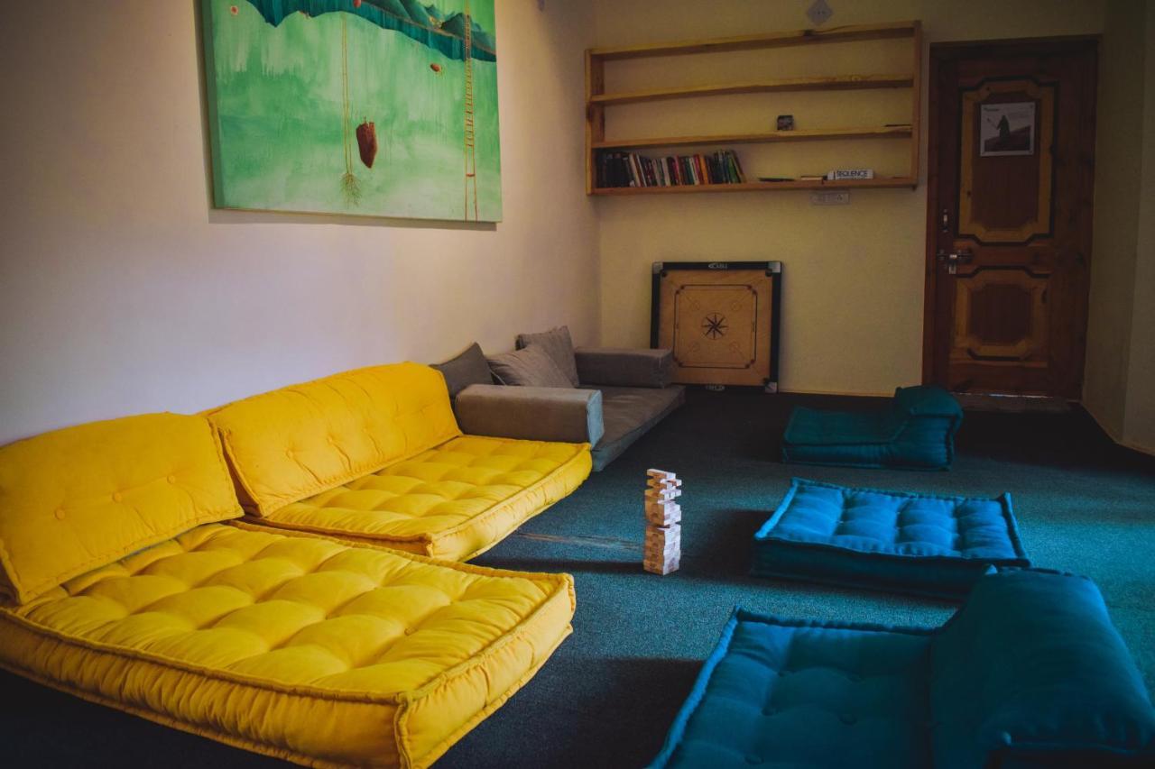 Raybo Hostel Лех Экстерьер фото